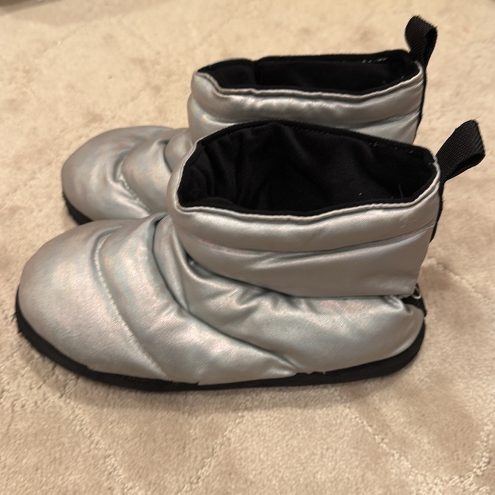 Capezio girls dance booties. Size 5-6 small - Picture 2 of 4
